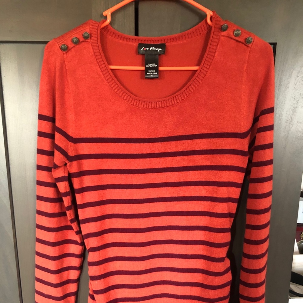 Long sleeve sweater
